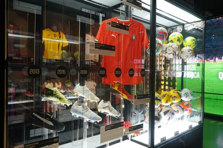 Legends reúne en una exposición 30 piezas icónicas de Puma que forman parte de la historia del deporte