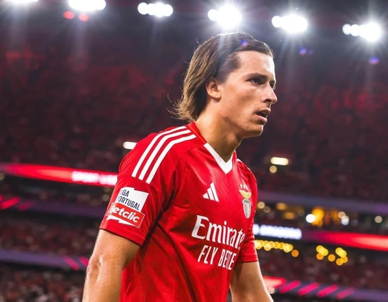 El fichaje de Álvaro Carreras por el Real Madrid se complica: Máxima tensión