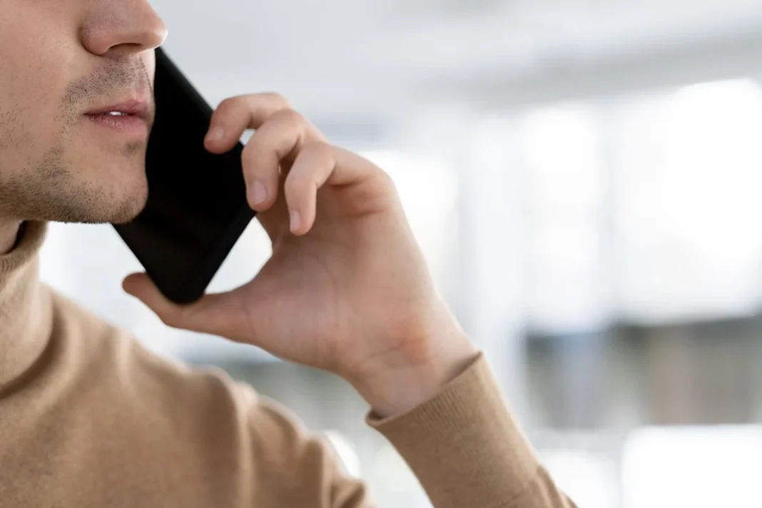 EL ESTAFADOR RECURRE A LA SUPLANTACIÓN