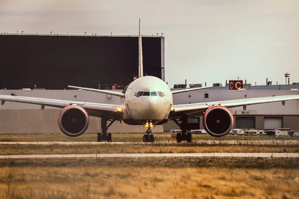 FACTORES QUE AYUDARON AL SUPERVIVIENTE DE AIR INDIA