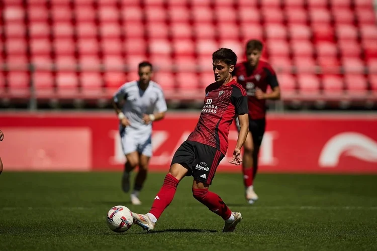 Gorrotxategi real sociedad Athletic Fuente: CD Mirandés