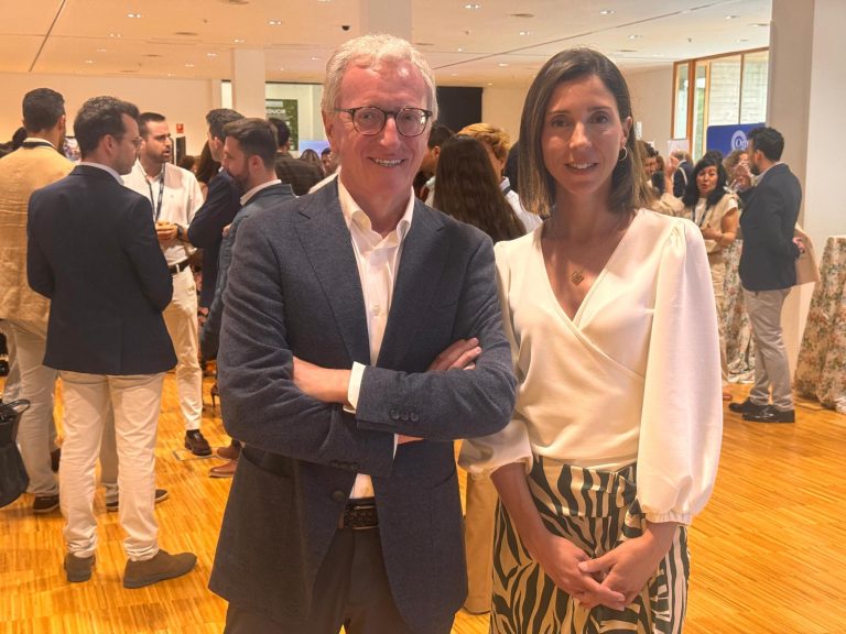 Más de 500 oftalmólogos se reúnen en Santander para abordar los principales retos en oculoplástica