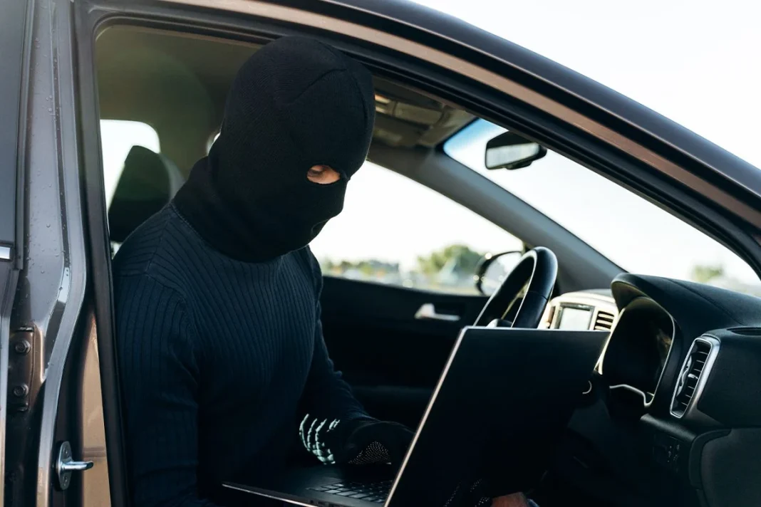 LA GUARDIA CIVIL RECOMIENDA NO DEJAR OBJETOS DE VALOR A LA VISTA