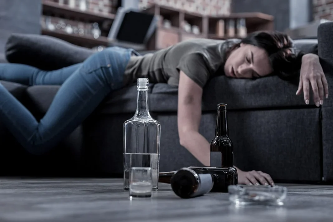 LA RESACA, LA GRAN ENEMIGA TRAS UNA NOCHE DE COPAS