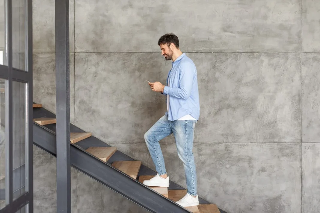 LAS ESCALERAS MEJORAN LA CAPACIDAD AERÓBICA Y CARDIORRESPIRATORIA