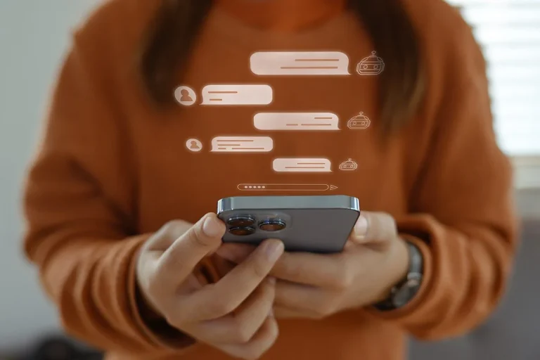 La DGT apuesta por la IA y estrena su propia asistente virtual para resolver dudas