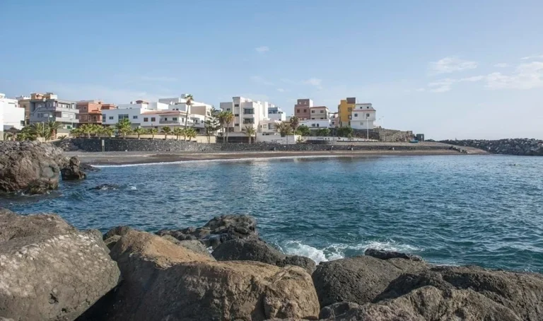 Los destinos más baratos para alquilar un apartamento en la playa este verano