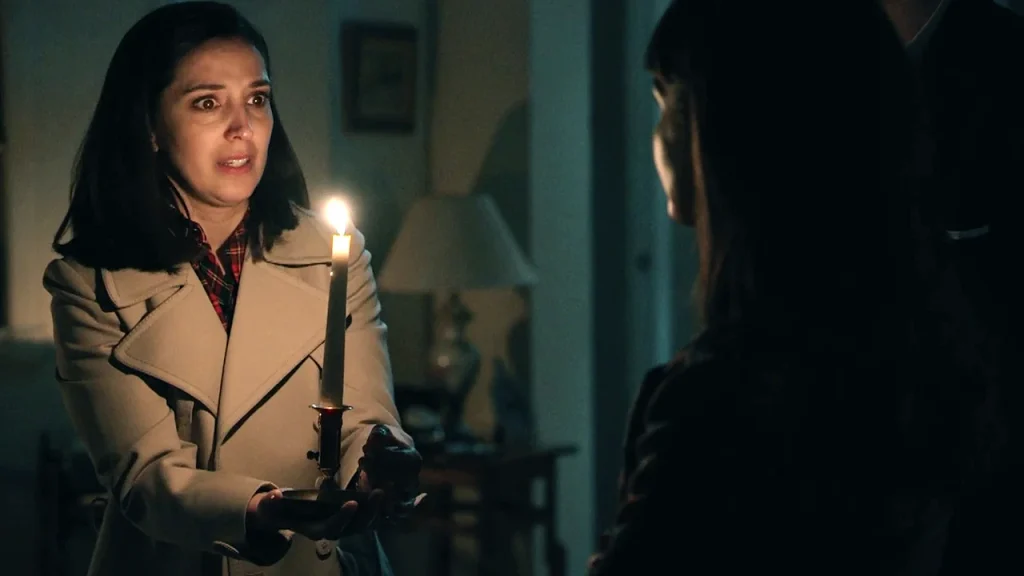 Luz se examina y María genera sospechas