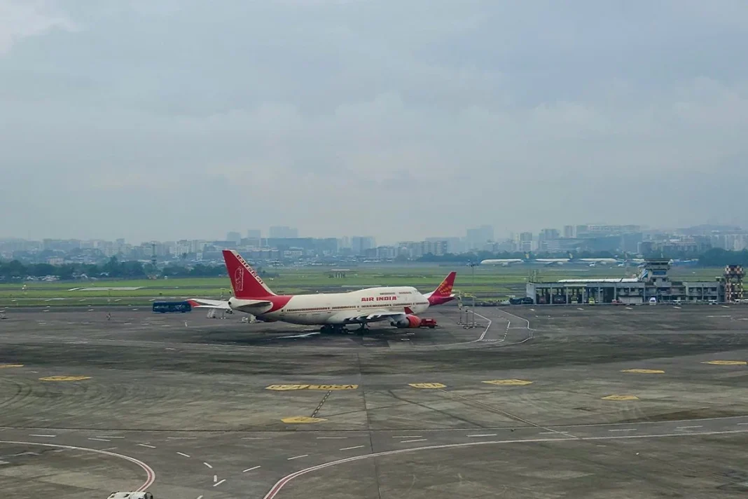MÁS ALLÁ DE LA FABRICACIÓN DEL AVIÓN DE AIR INDIA