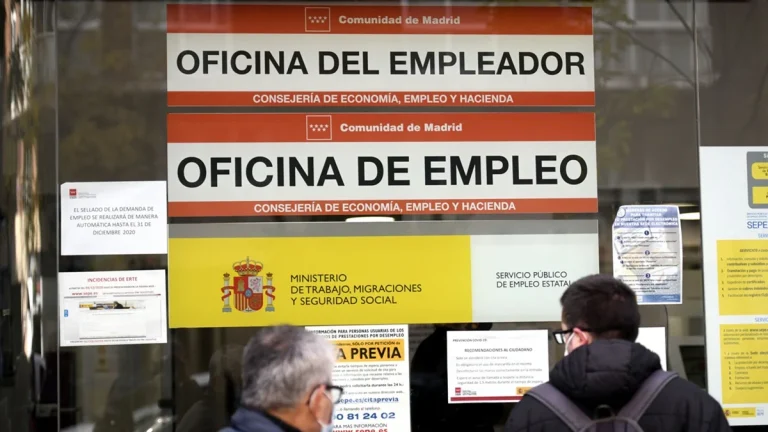 Nueva ayuda del SEPE para desempleados entre 30 y 55 años