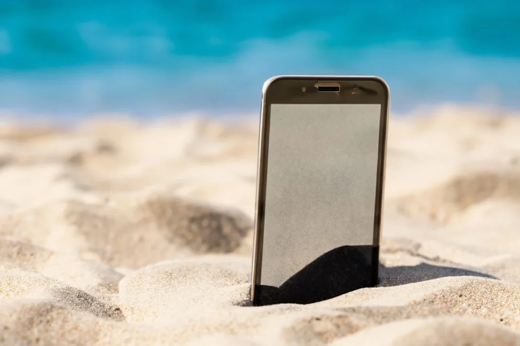 REDUCE EL BRILLO DE LA PANTALLA DEL MÓVIL