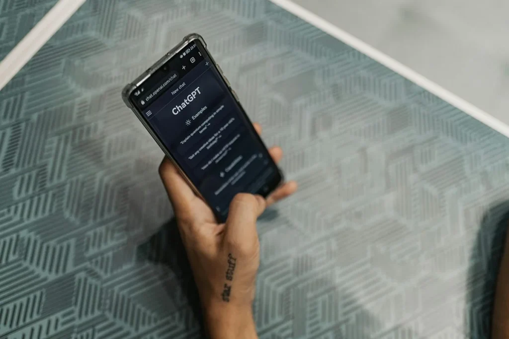 SIGUE UNA ESTRUCTURA CLARA EN CHATGPT