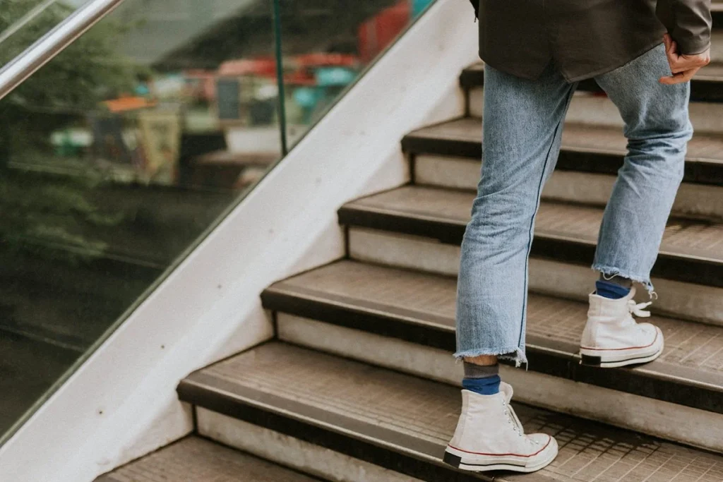 SUBIR ESCALERAS, UN EJERCICIO ACCESIBLE