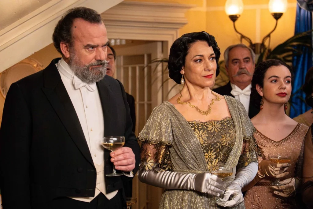 Una celebración para Adriano en 'La Promesa' que no termina de convencerlo