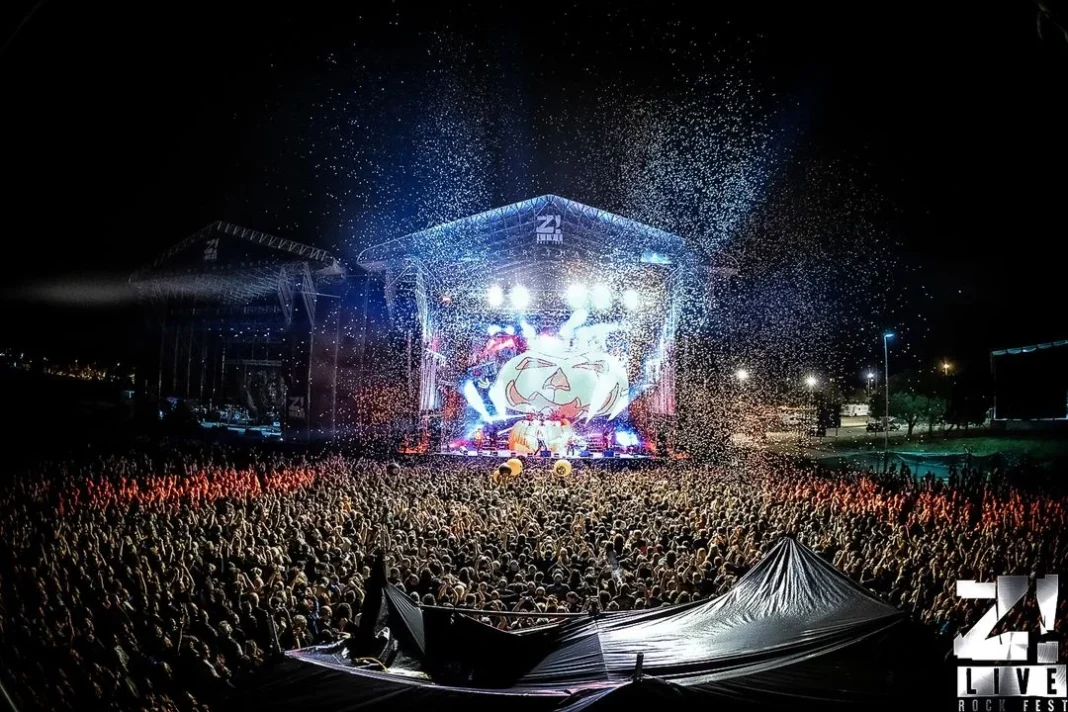 Una ciudad teñida de negro y mucho heavy
