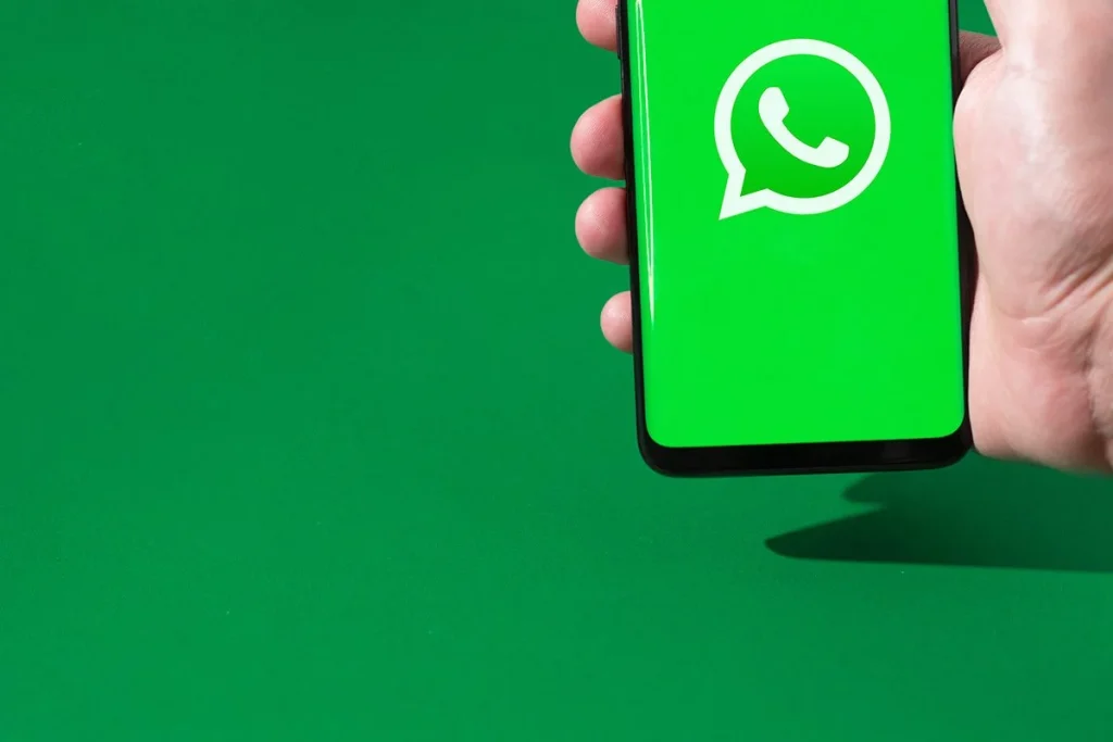 WHATSAPP APUESTA POR LA IA