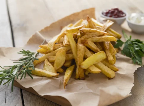 patatas fritas Si haces esto antes de freír las patatas, te quedan crujientes por fuera y suaves por dentro siempre