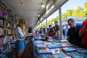 feria del libro 2025 madrid el retiro