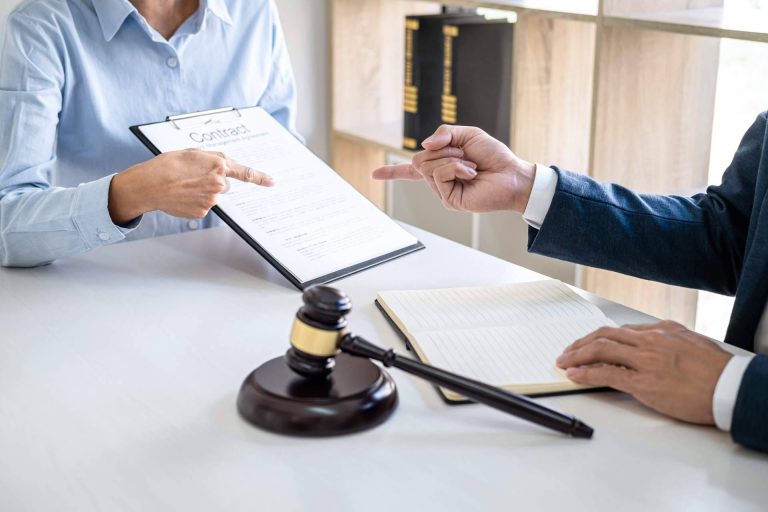 ¿Deducir el 1% ? ¿Las compras con factura electrónica? El abogado Jhon Jairo Bustos lo explica