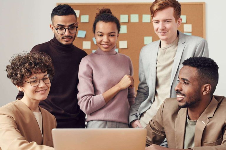 Cómo asegurar que una empresa maneje mejor los posibles riesgos de ciberataques y apagones