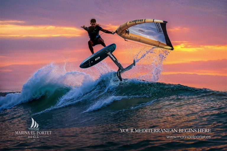 Marina el Portet alza el vuelo; vuelve el campeonato Open de Wingfoil Race a Dénia