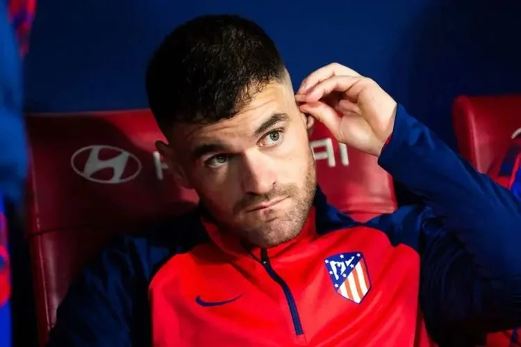 Javi Galán Atlético Gil Marín Fuente: @Atleti