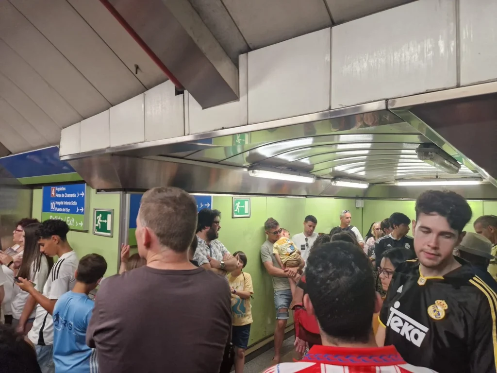 El 'inhumano' estado de la línea 5 del Metro de Madrid: «Apenas se puede respirar» 1 linea 5 metro de madrid