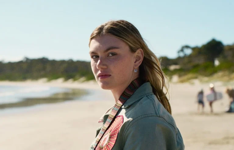 Netflix resucita una tragedia silenciada durante 15 años con la miniserie de misterio 'Los supervivientes'