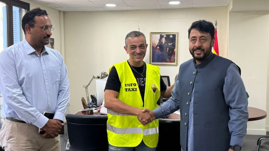 taxistas barcelona denuncia paktaxi