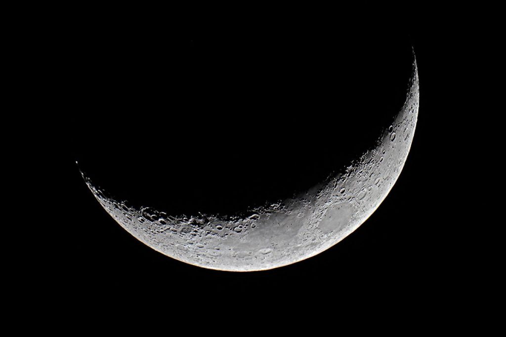 AUTOSUFICIENCIA LUNAR