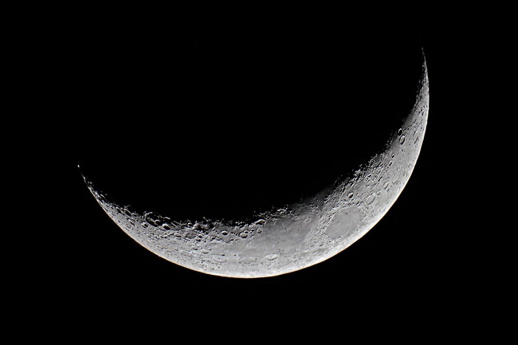 AUTOSUFICIENCIA LUNAR