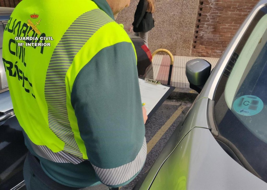 Los datos de transparencia desvelan la cantidad de multas recurridas que la DGT ha anulado en la última década Fuente: Europa Press