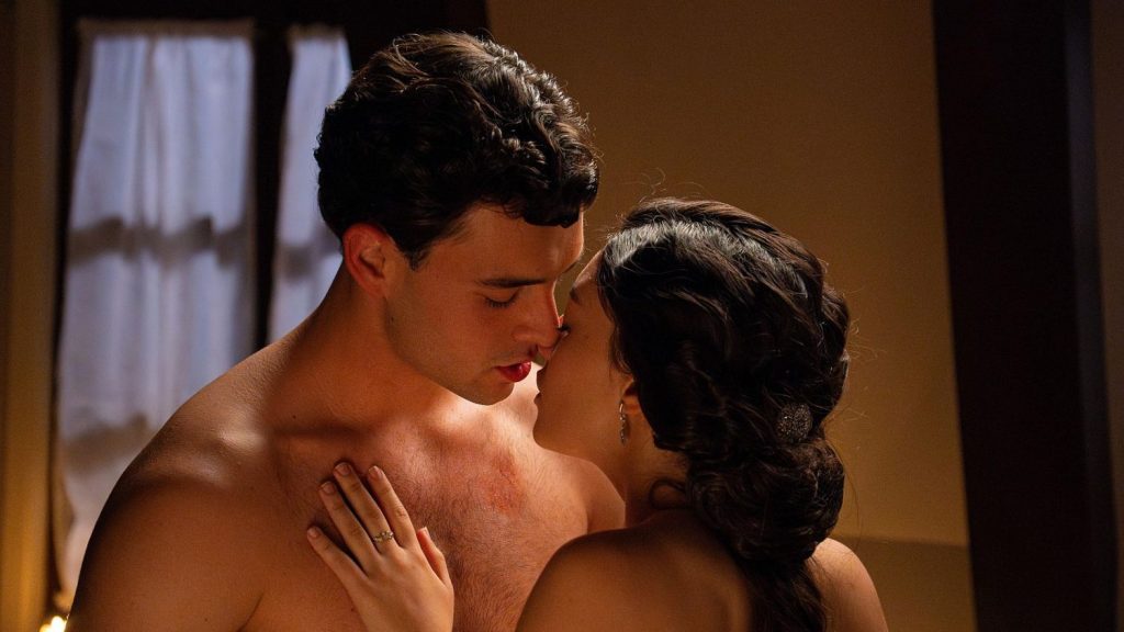 Ángela y Curro se dejan llevar por sus sentimientos