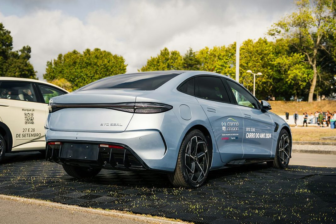 BYD LANZA EL PRIMER SISTEMA DE APARCAMIENTO TOTALMENTE AUTÓNOMO