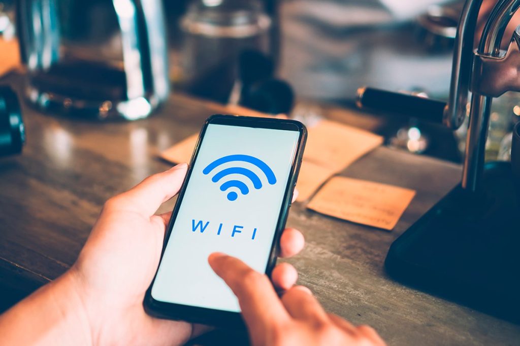 CONFIRMA EL NOMBRE EXACTO DE LA RED WIFI