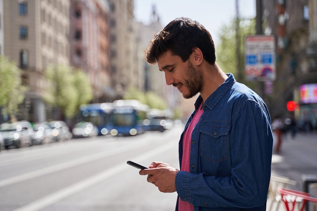 CONSECUENCIAS PARA LA SALUD DE LA ADICCIÓN AL MÓVIL