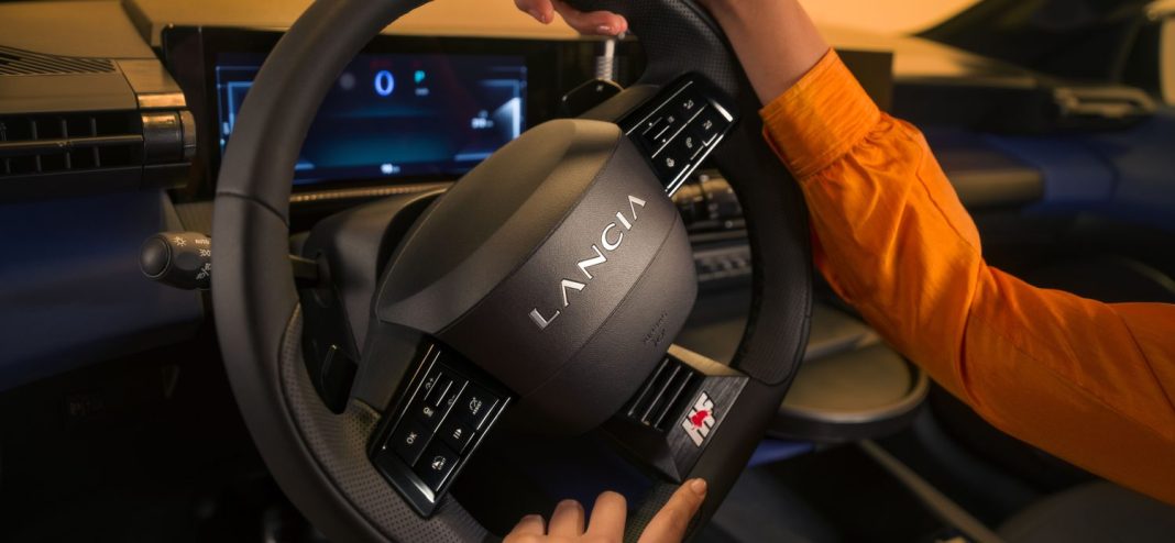 Lancia ha traído un diseño que impone presencia