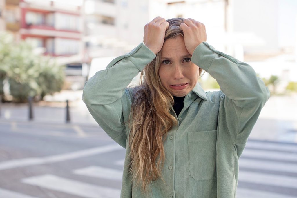 EL OLVIDO SIMPLIFICA LAS COMUNICACIONES EN EL CEREBRO