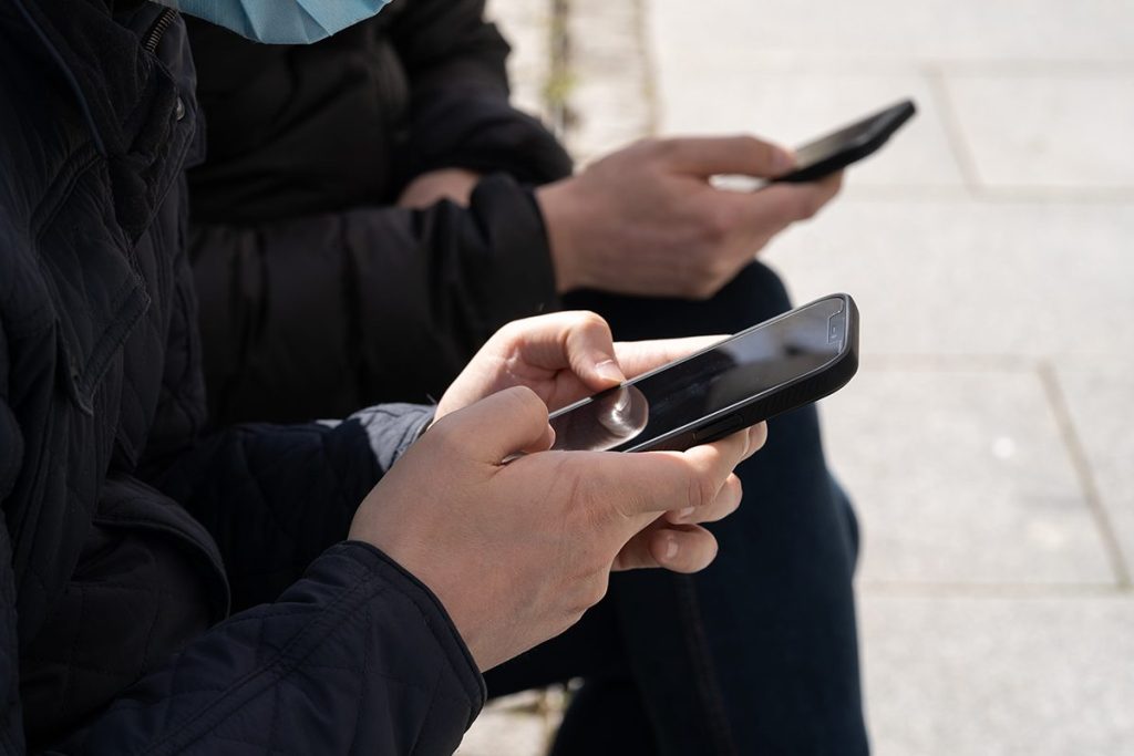 EL ROBO DE TU SMARTPHONE TE PUEDE PONER EN RIESGO