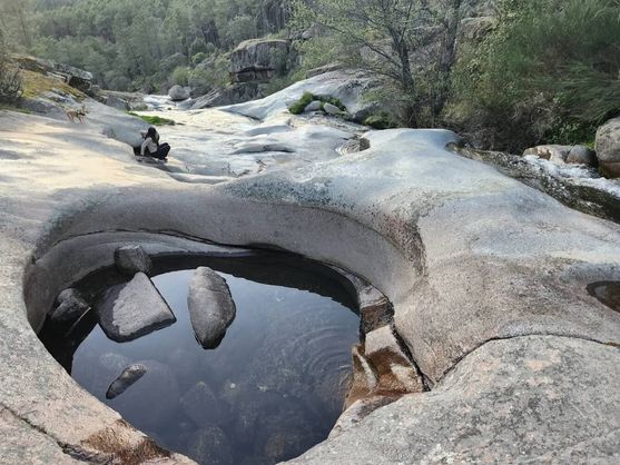 Estos jacuzzis naturales están a una hora de Madrid y parecen sacados de otro país