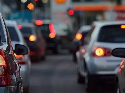 La trampa de los coches usados en España: más viejos, más caros y mucho menos seguros La trampa de los coches usados en España: más viejos, más caros y mucho menos seguros