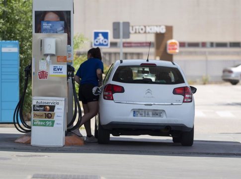 FACUA destapa las estaciones de servicio que inflan más los costes de gasolina y diésel en España FACUA destapa las estaciones de servicio que inflan más los costes de gasolina y diésel en España