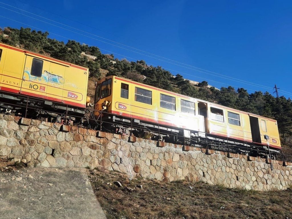 Incentivos claros para fomentar el uso del tren como transporte sostenible