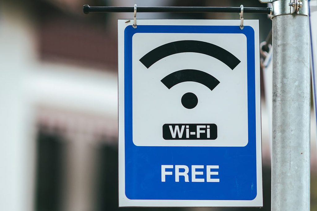 LAS REDES WIFI PÚBLICAS SON MUY UTILIZADAS