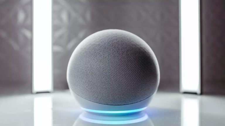 La OCU ha probado a usar Alexa para reducir la factura de la luz y da sus conclusiones