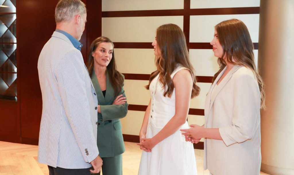 Una experta aclara por qué la princesa Leonor ha decidido darle la espalda a las regatas de Mallorca 80 La palabra experta que lo aclara