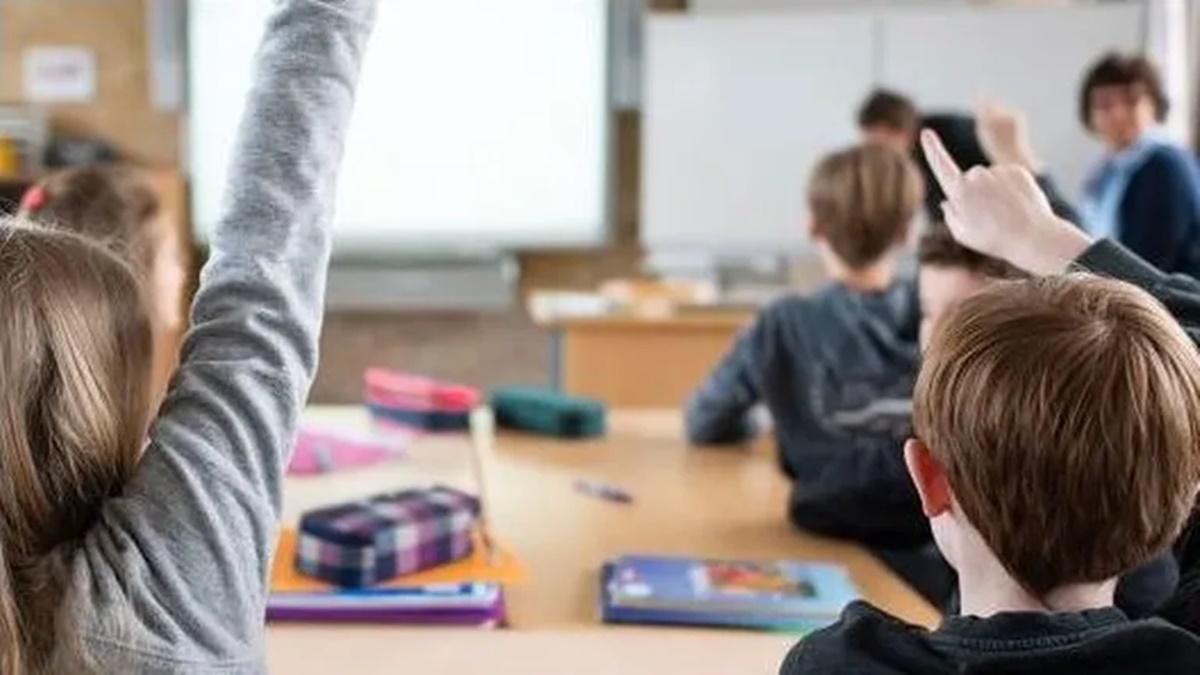 Los colegios buscan profesores con urgencia se puede trabajar sin necesidad de opositar Un aula de un colegio