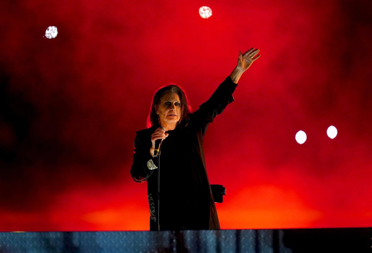 El rock está de luto: Medios y personalidades de todo el mundo lamentan el fallecimiento de Ozzy Osbourne | Fuente: Europa Press El rock está de luto: Medios y personalidades de todo el mundo lamentan el fallecimiento de Ozzy Osbourne