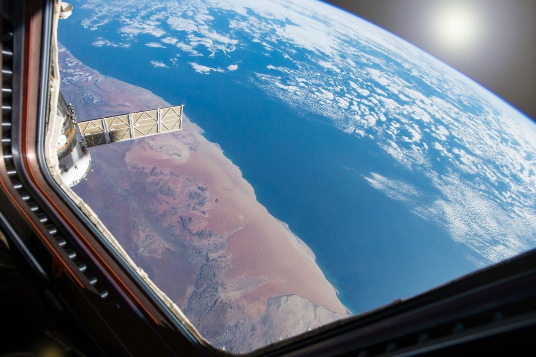 PIONEROS EN EL TURISMO ESPACIAL