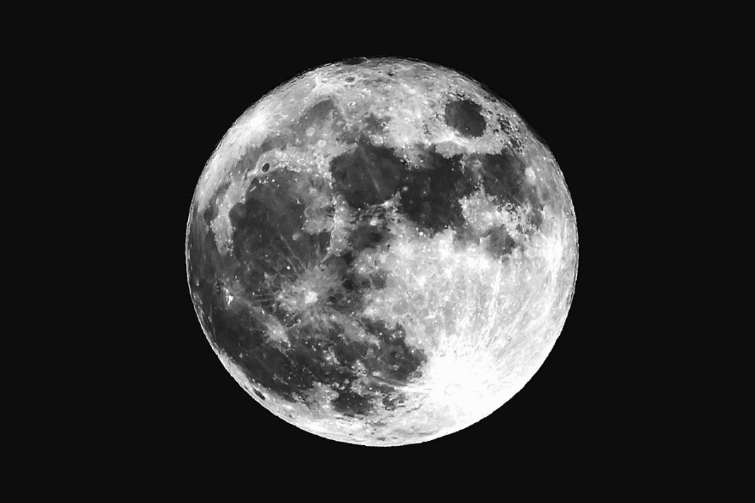 RECURSOS NATURALES DE LA LUNA